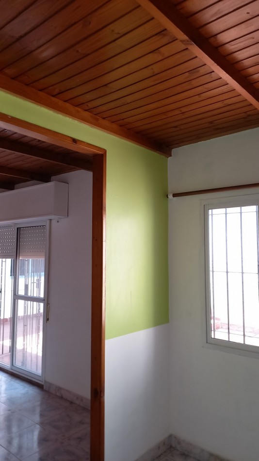 P.H. 3 AMB. CON PATIO Y TERRAZA EN VENTA LANUS OESTE. APTO CREDITO BANCARIO