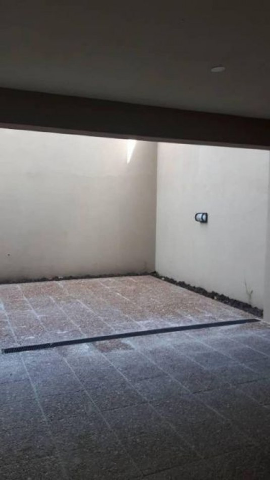 Departamento 2 amb con Cochera Optativa en Venta Bernal Oeste  .APTO CREDITO BANCARIO