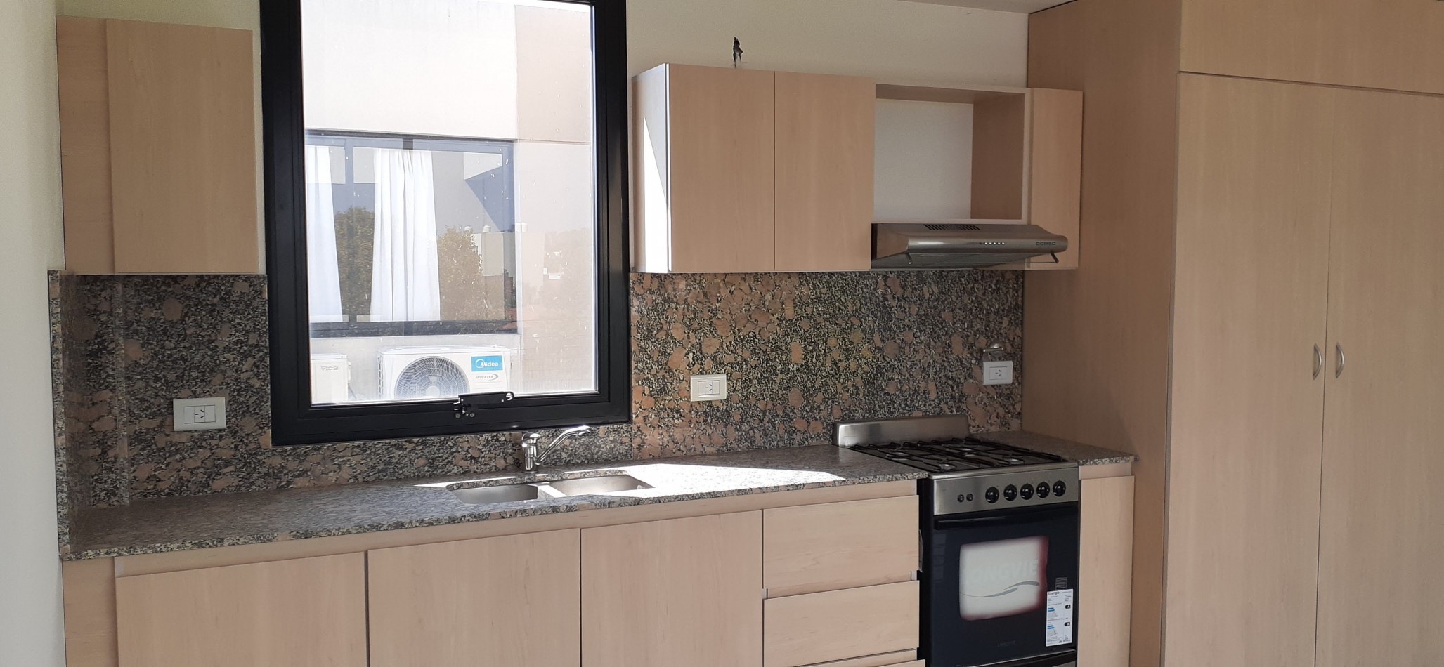 Departamento 2 amb con Cochera Optativa en Venta Bernal Oeste  .APTO CREDITO BANCARIO