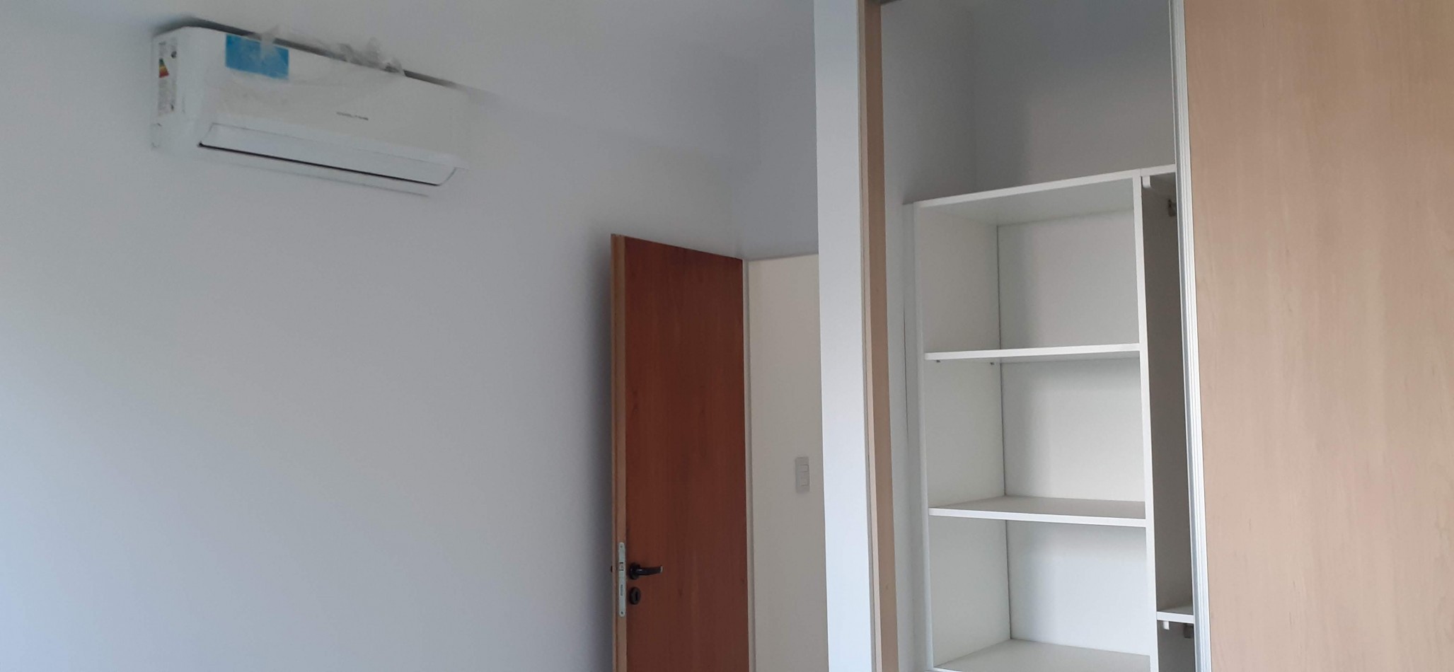 Departamento 2 amb con Cochera Optativa en Venta Bernal Oeste  .APTO CREDITO BANCARIO