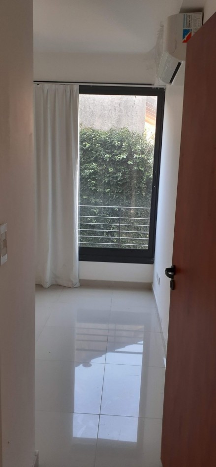 Departamento 2 amb con Cochera Optativa en Venta Bernal Oeste  .APTO CREDITO BANCARIO